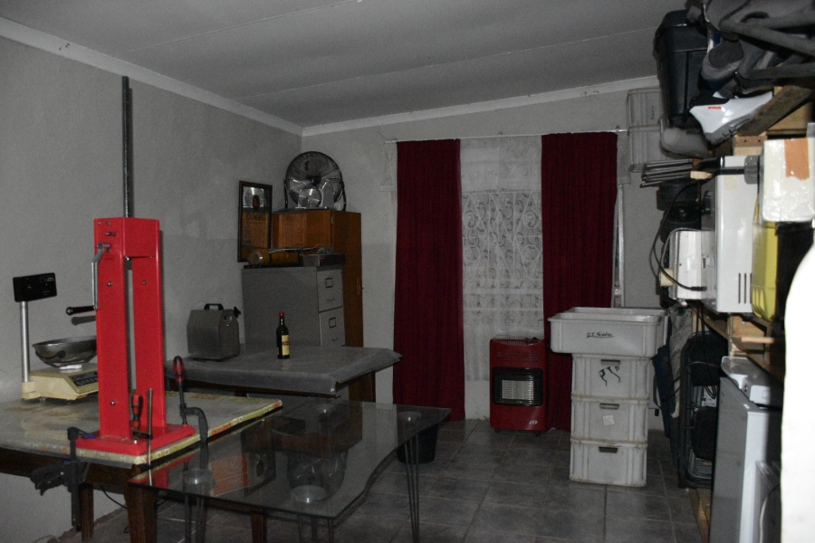 4 Bedroom Property for Sale in Rouxville Free State